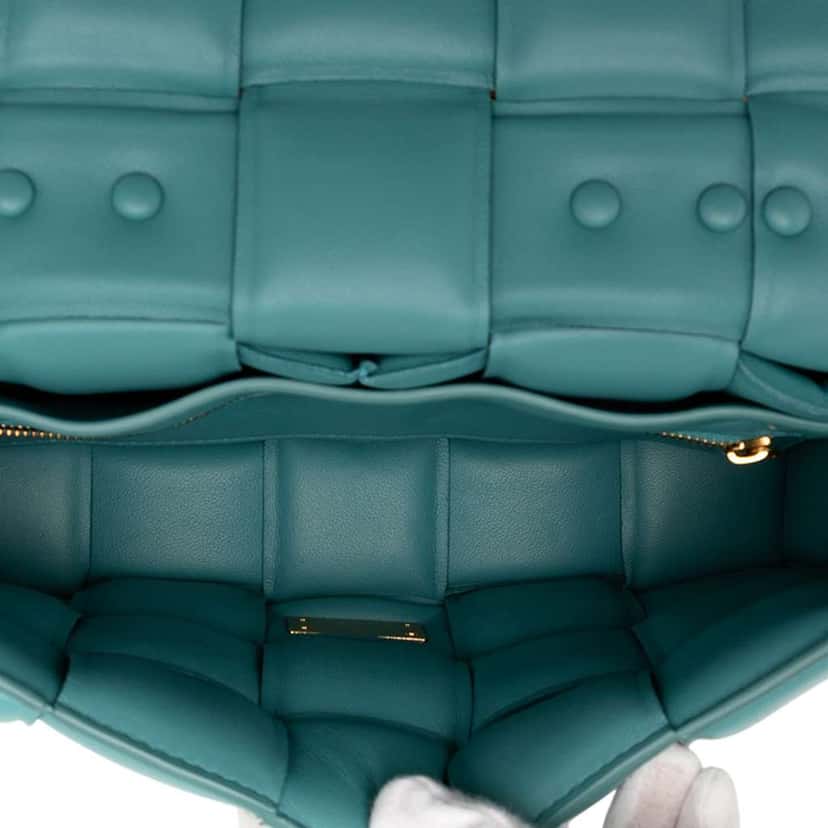 Bottega Veneta Nappa Intrecciato Padded Chain Cassette Satchel Blue Leather Good condition - Model View