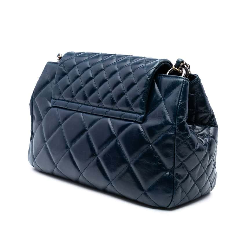 Chanel Small Quilted Aged Calfskin Daily Walk Flap Blue Leather Good condition - Back View
