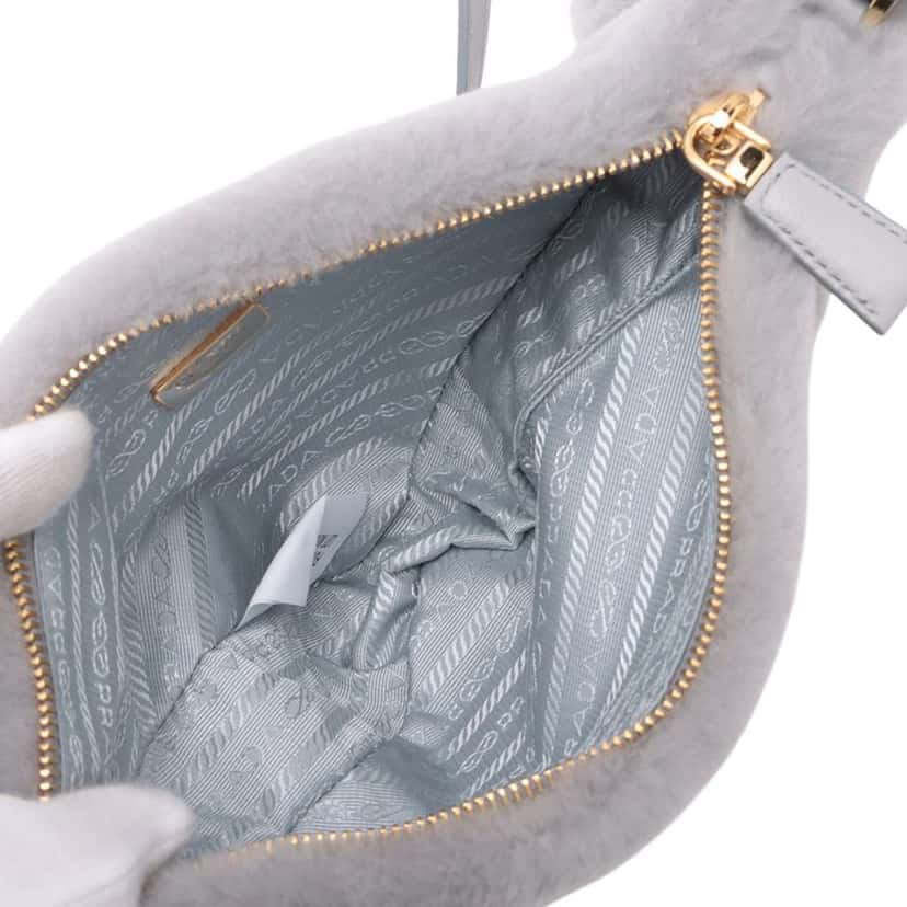 Prada Mini Shearling Triangle Satchel Grey Very good condition - Inside View