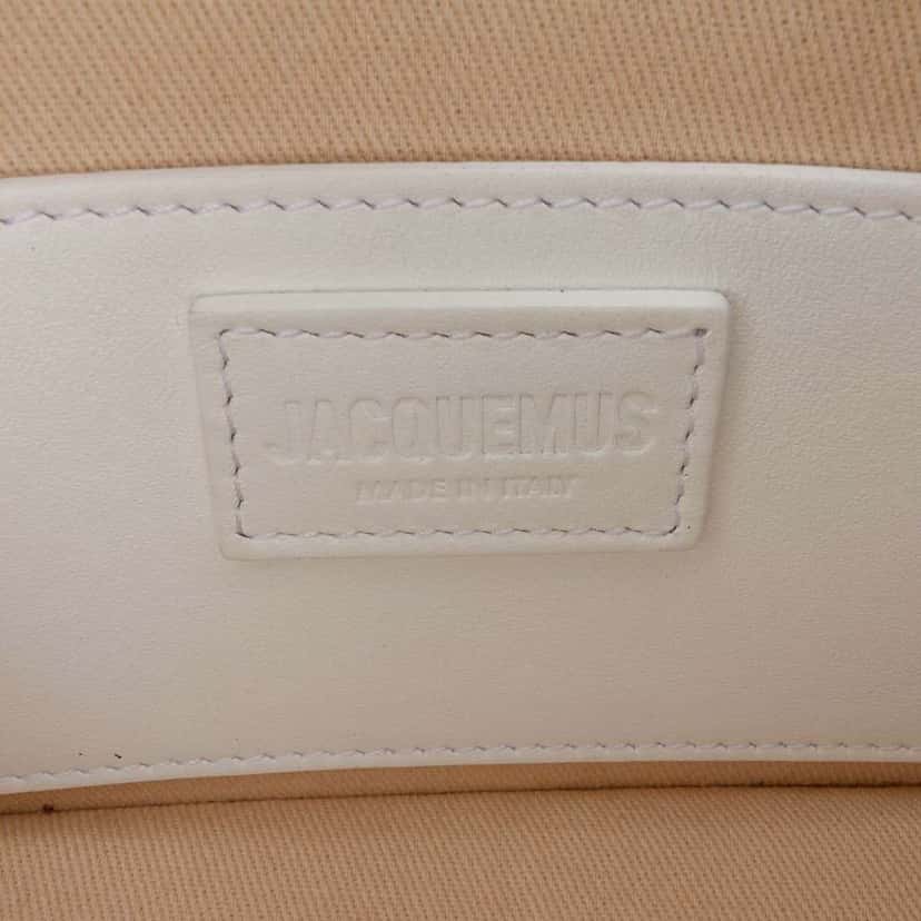 Jacquemus Calfskin Le Ciuciu Satchel White Leather Good condition - Box View