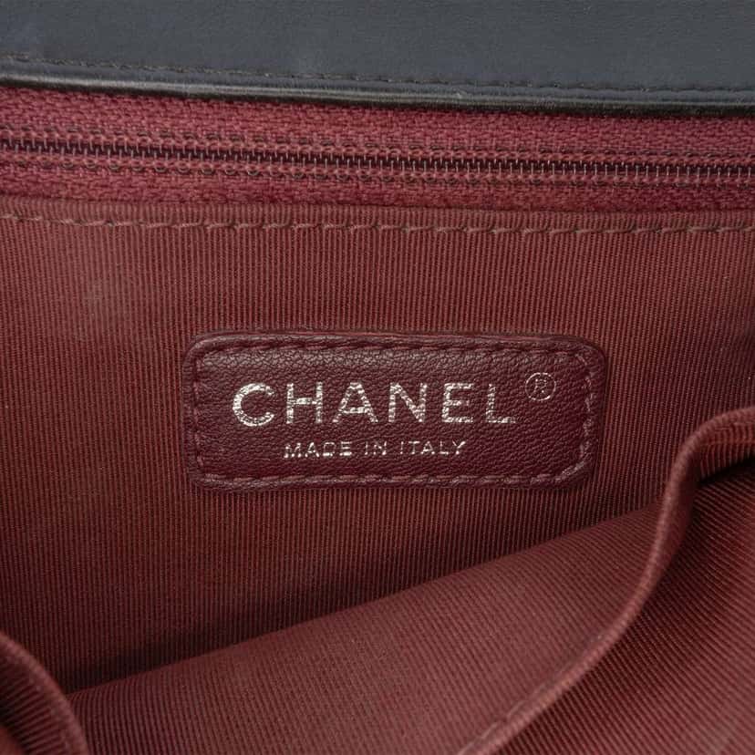 Chanel Medium Quilted Velvet Wild Stitch Boy Flap Black Velvet Good condition - Box View
