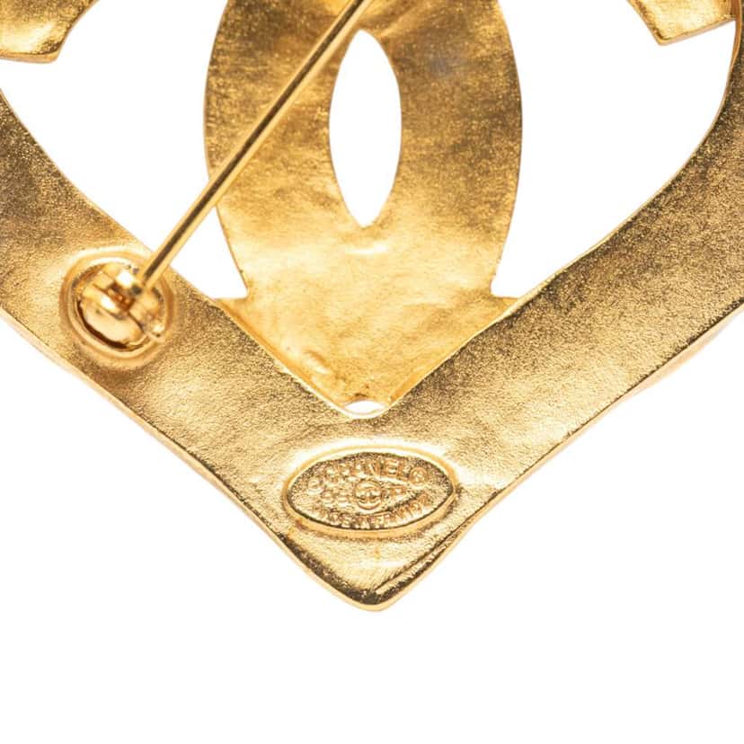 Chanel Gold Plated CC Heart Brooch Gold Metal Good condition - Inside View