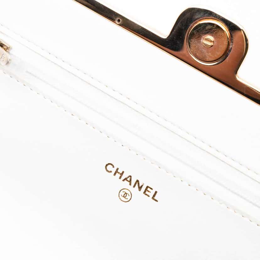 Chanel CC Quilted Lambskin Frame Wallet On Chain White Leather Good condition - Box View