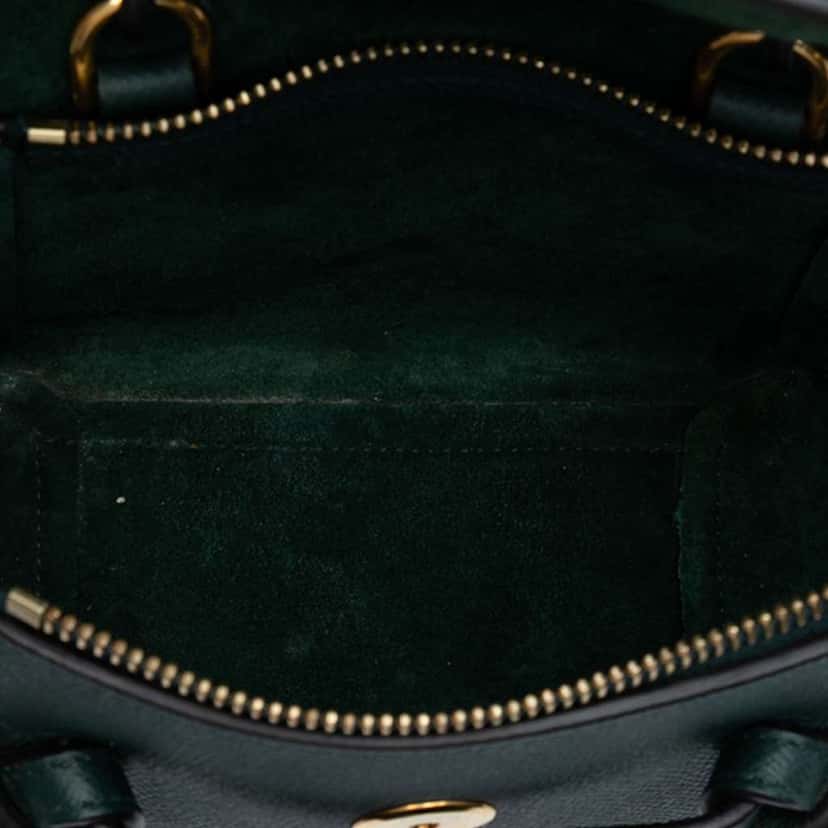 Celine Pico Grained Calfskin Belt Bag Green Leather Good condition - Model View