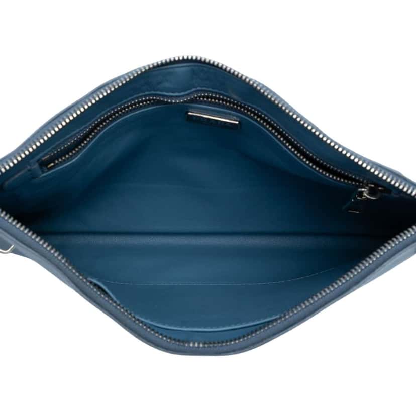 Prada Saffiano Lux Zip Clutch Blue Leather Good condition - Model View