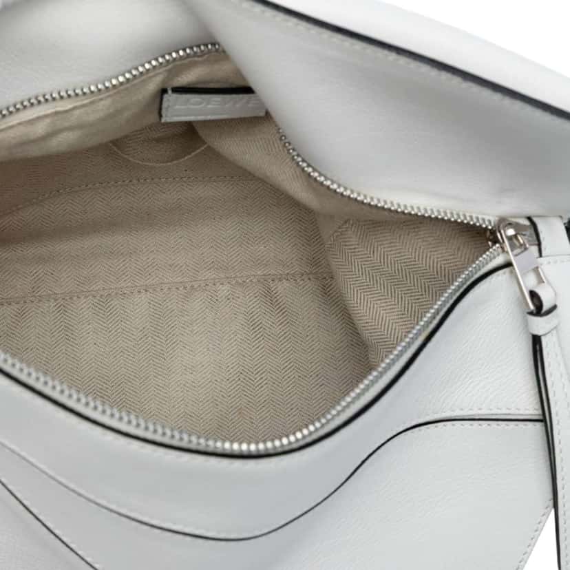 Loewe Medium Calfskin Puzzle Satchel White Leather Good condition - Model View