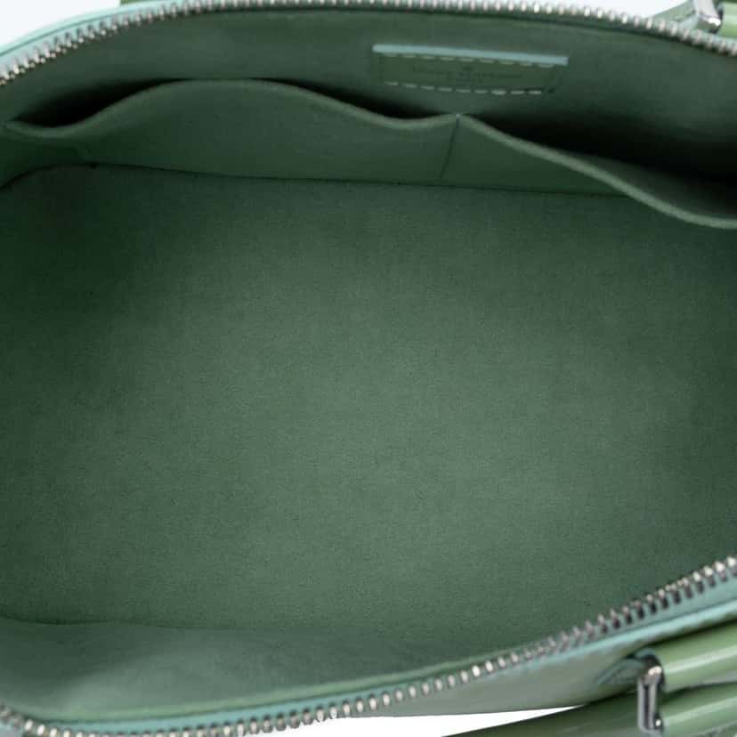 Louis Vuitton Electric Epi Alma PM Green Leather Good condition - Model View