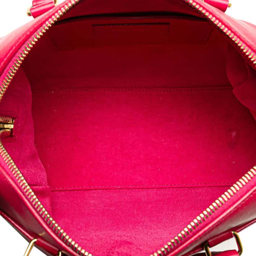 Saint Laurent Baby Leather Classic Duffle Satchel Pink Leather Good condition - Model View
