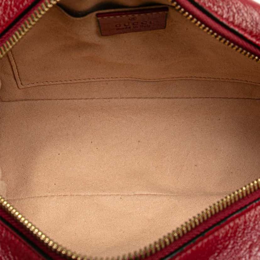 Gucci Small GG Marmont Matelasse Canvas Crossbody Brown Canvas Very good condition - Model View
