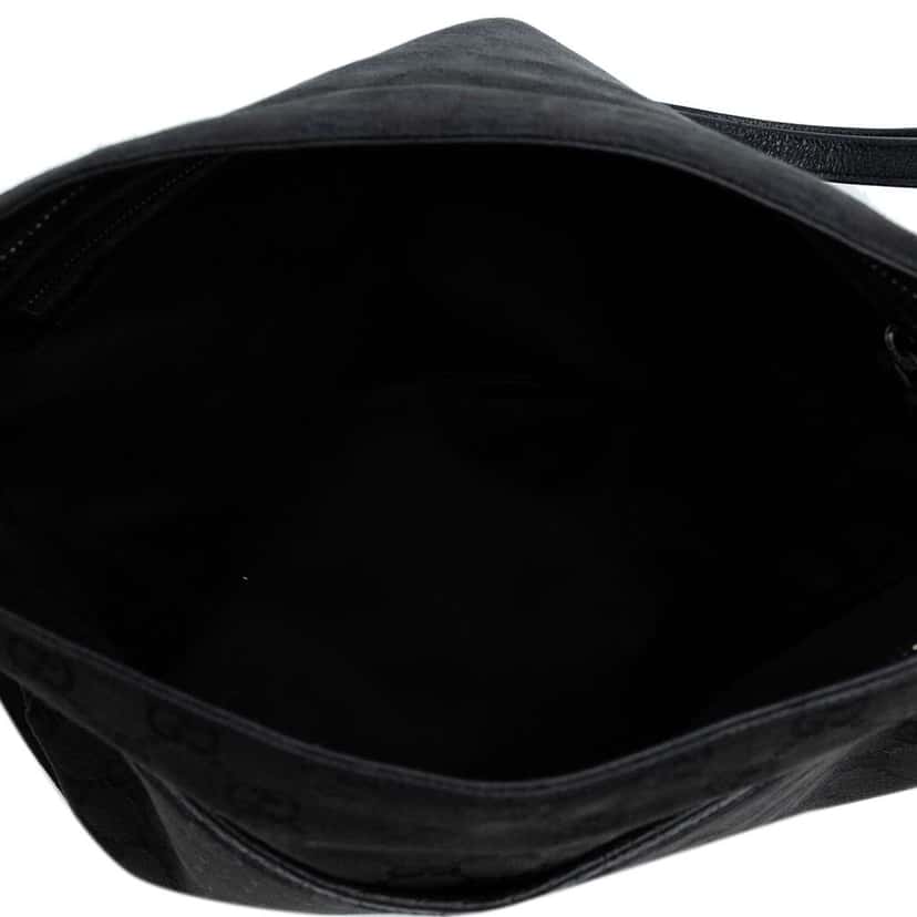Gucci GG Canvas Crossbody Black Canvas Good condition - Inside View