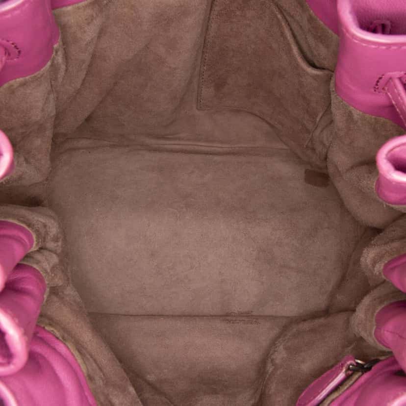 Bottega Veneta Nappa Intrecciato Bucket Bag Purple Leather Good condition - Model View