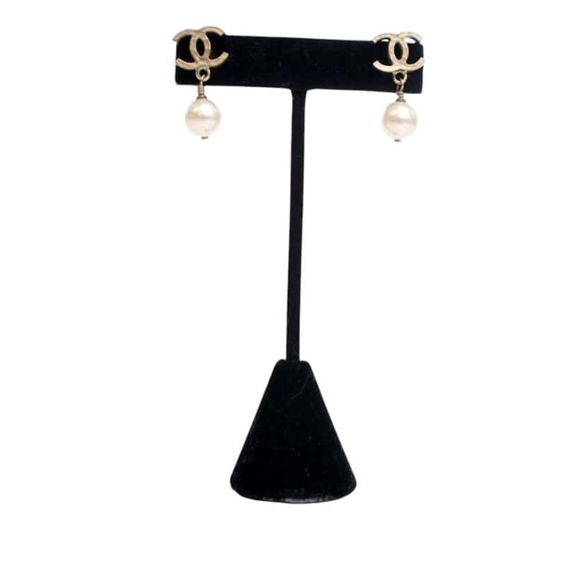 Chanel Gold Plated CC Faux Pearl Drop Push Back Earrings Gold Metal Good condition - Front View