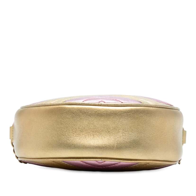 Gucci Mini GG Marmont Matelasse Metallic Leather Round Crossbody Gold Leather Good condition - Inside View