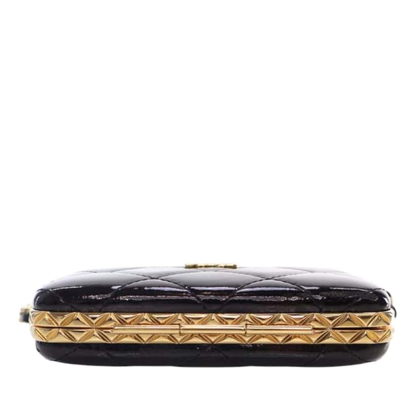 Chanel Small Glazed Goatskin Box With Chain Black Leather Very good condition - Model View