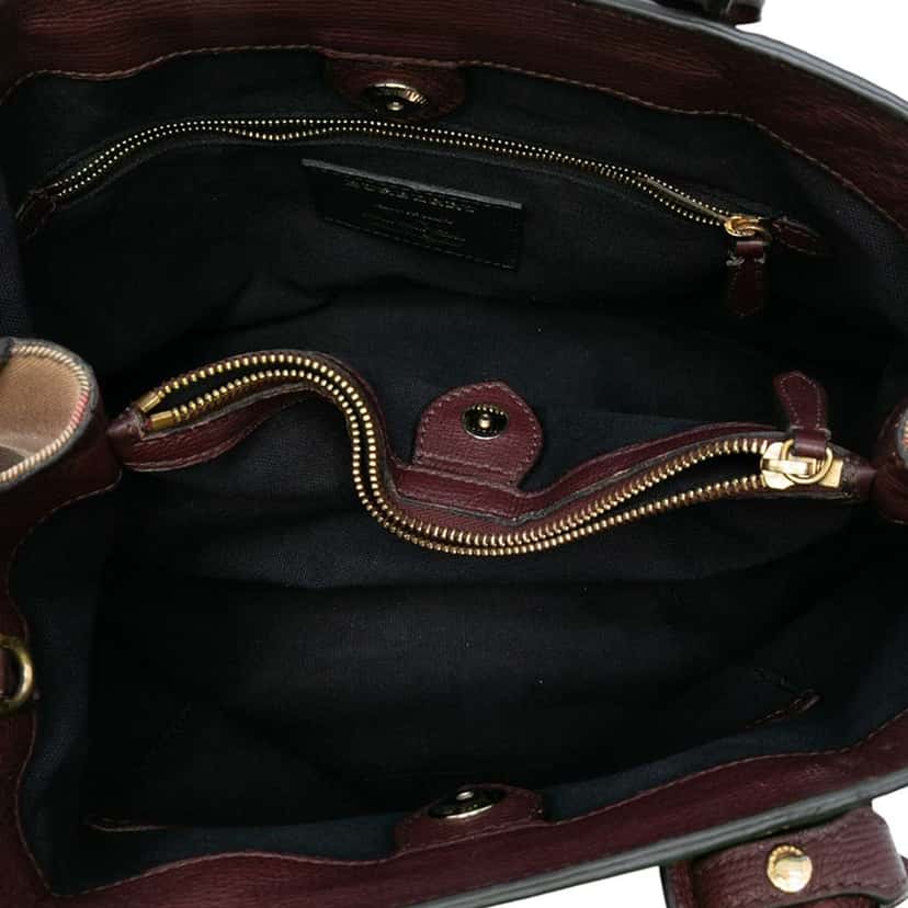 Burberry Medium Leather and House Check Banner Satchel Red Leather Good condition - Model View
