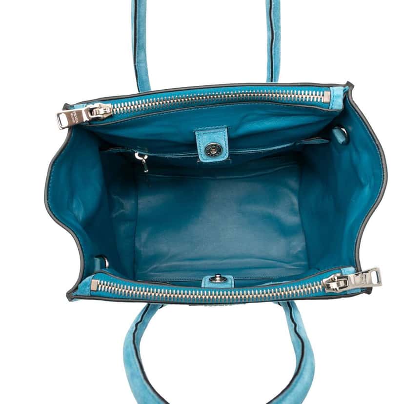 Prada Small Scamosciato Twin Pocket Satchel Blue Leather Good condition - Model View
