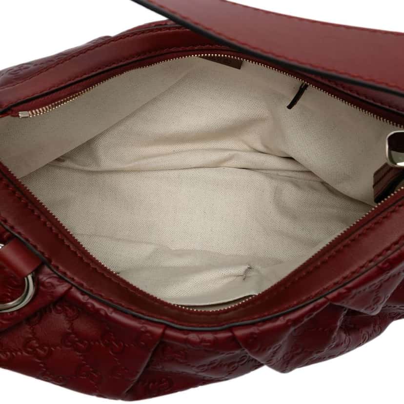 Gucci Guccissima Sukey Shoulder Bag Red Leather Good condition - Model View