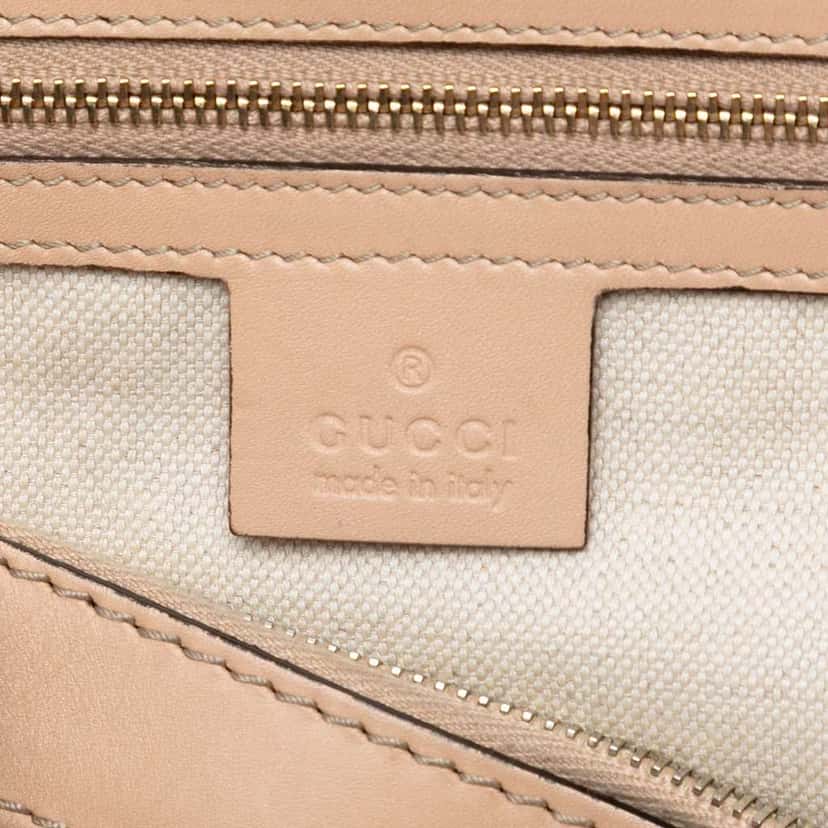 Gucci GG Canvas Lovely Handbag Pink Canvas Good condition - Box View