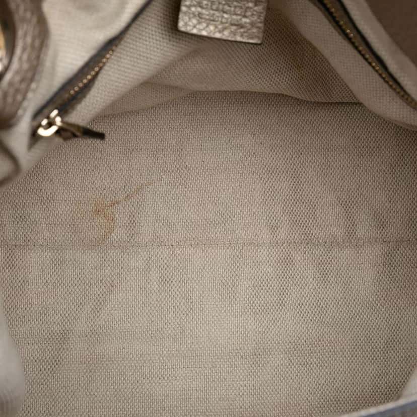 Gucci Medium Leather Soho Chain Tote Gold Leather Good condition - Model View
