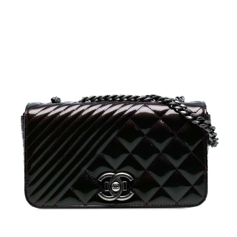 Chanel Small Patent Coco Boy Flap Purple Leather Good condition - Front View