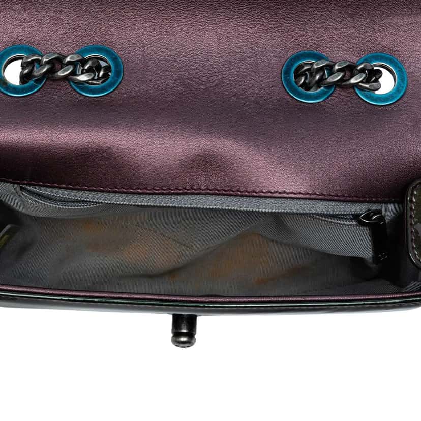 Chanel Small Patent Coco Boy Flap Purple Leather Good condition - Model View