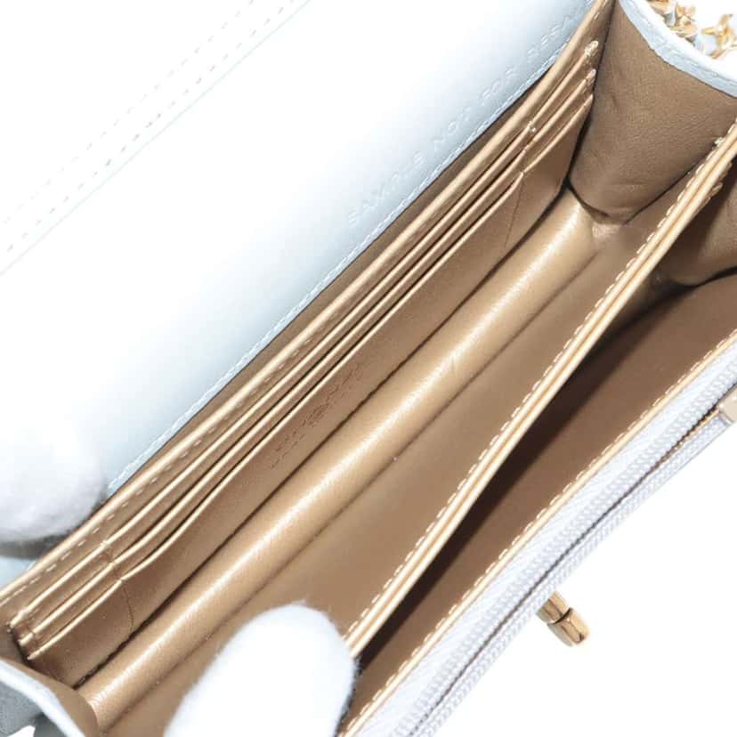 Chanel Quilted Lambskin Crystal Clutch on Chain Grey Leather Very good condition - Model View