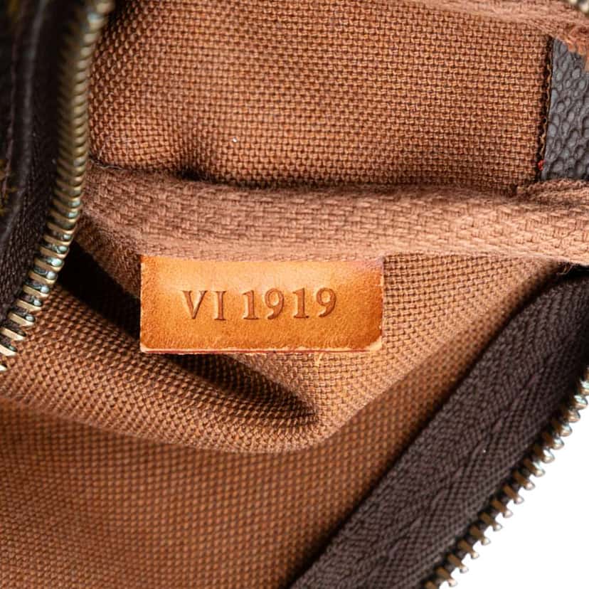 Louis Vuitton Monogram Pochette Accessoires Brown Good condition - Box View