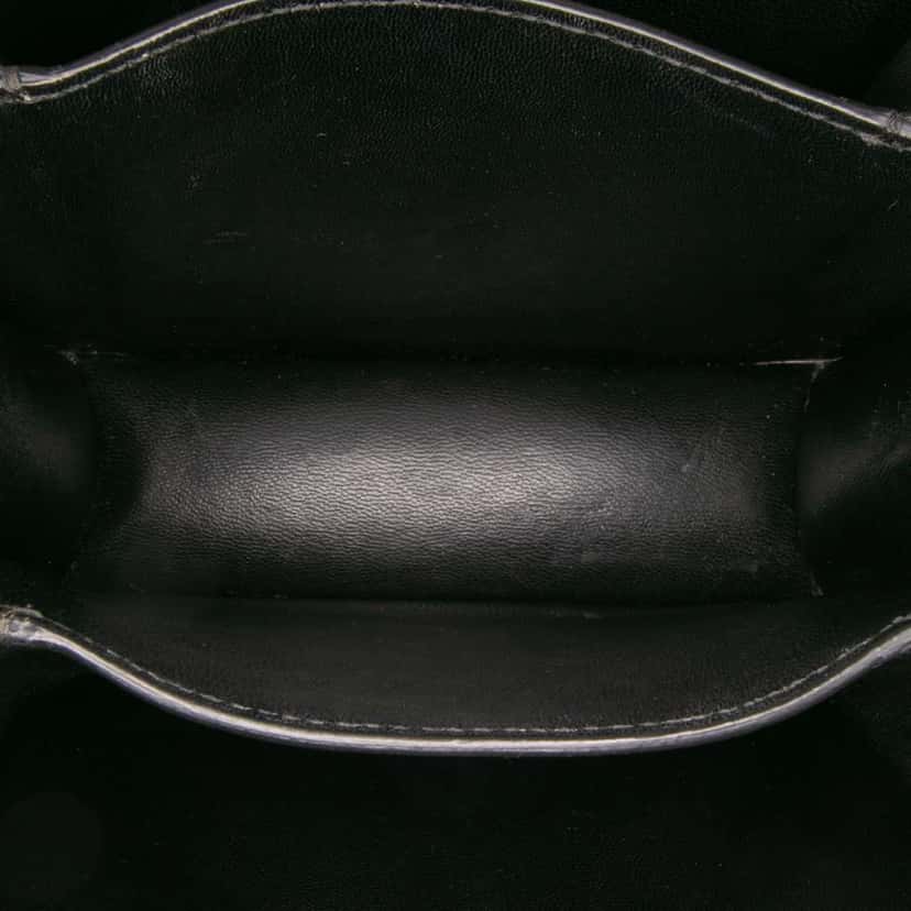Celine Small Calfskin Classic Box Black Leather Good condition - Model View