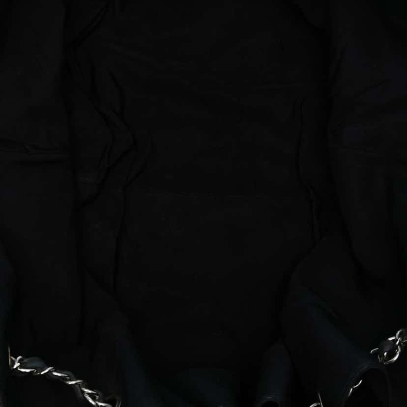 Chanel Lambskin Stretch Spirit Cabas Tote Black Leather Good condition - Model View