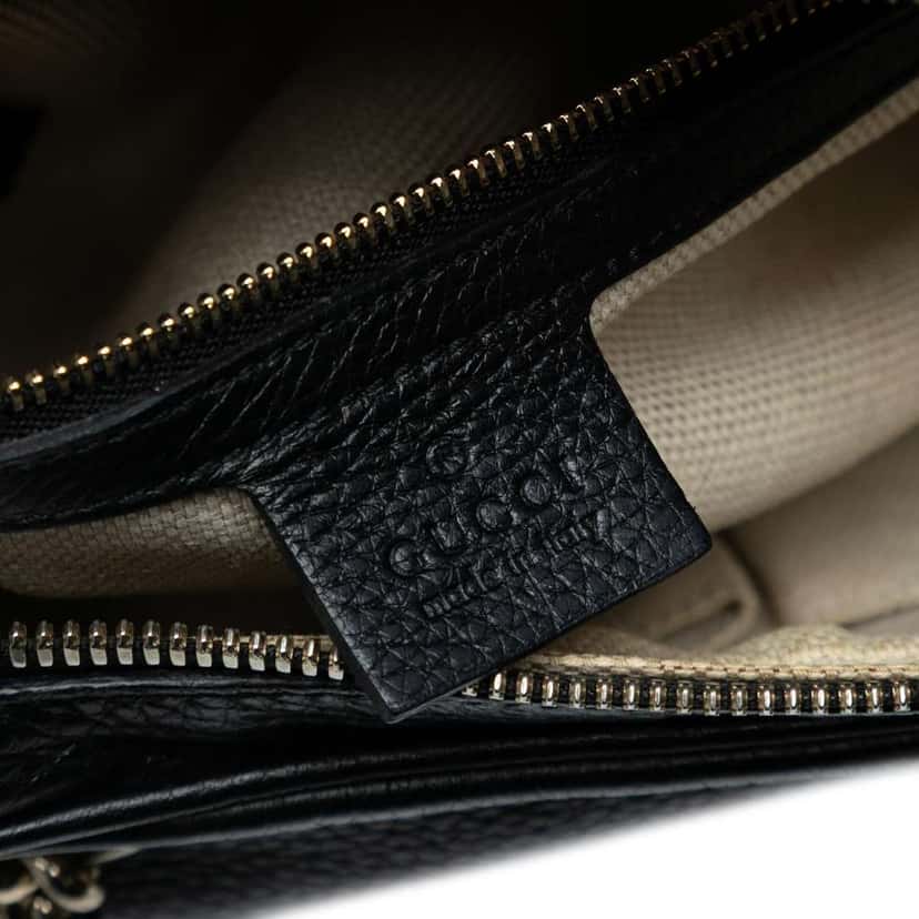 Gucci Pebbled Leather Soho Chain Zip Shoulder Bag Black Leather Good condition - Box View