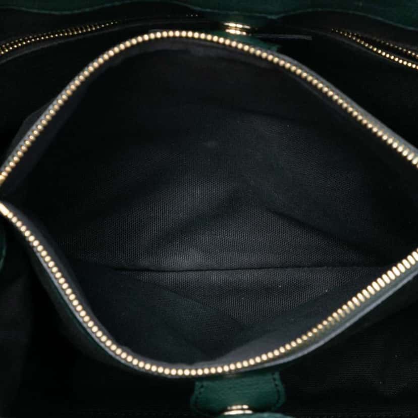 Burberry Medium Leather and House Check Banner Satchel Green Leather Good condition - Model View