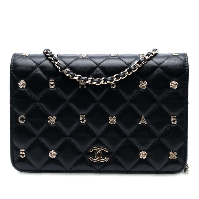 Chanel CC Quilted Lambskin Lucky Charms Wallet On Chain Black Leather Good condition - Front View