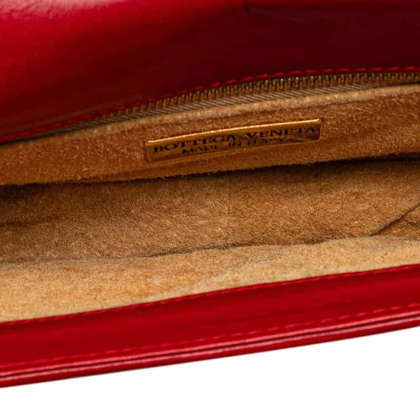 Bottega Veneta Nappa Intrecciato Tassel Shoulder Bag Red Leather Good condition - Model View