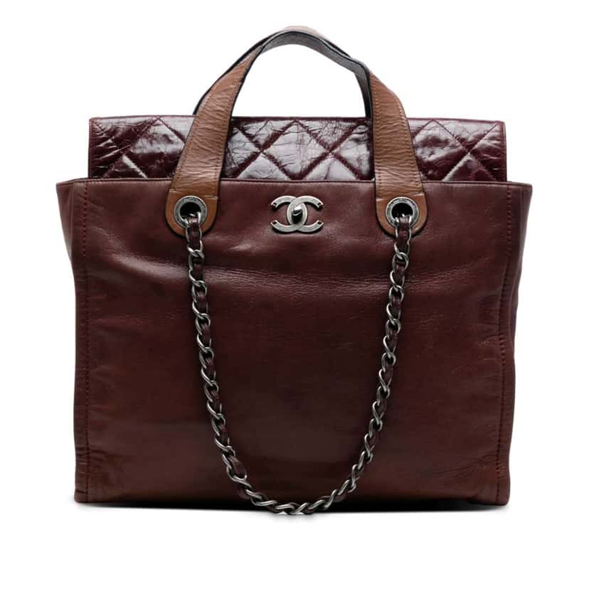 Chanel Iridescent Calfskin In The Mix Portobello Soft Tote Red Leather Good condition - Front View