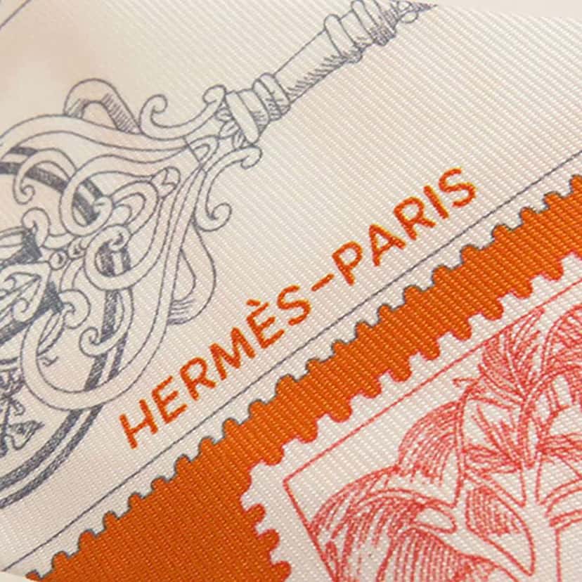 Hermès Le Philateliste du Faubourg Silk Twilly Scarf Orange Silk Very good condition - Back View