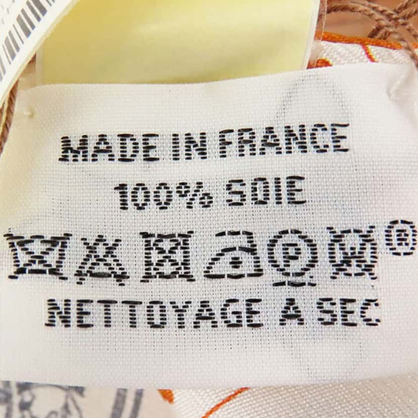 Hermès Le Philateliste du Faubourg Silk Twilly Scarf Orange Silk Very good condition - Inside View