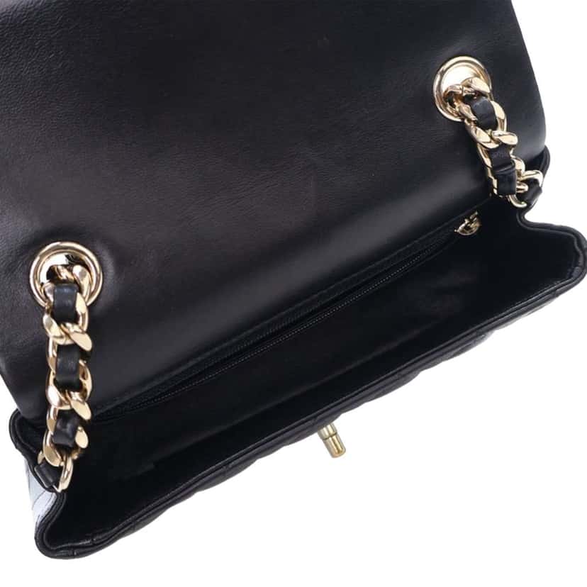 Chanel Mini Rectangular Classic Lambskin Coco Charms Single Flap Black Leather Good condition - Model View