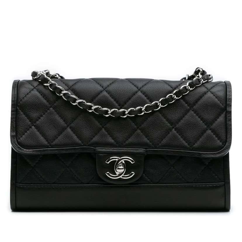 Chanel CC Quilted Lambskin Single Flap Black Leather Good condition - Front View