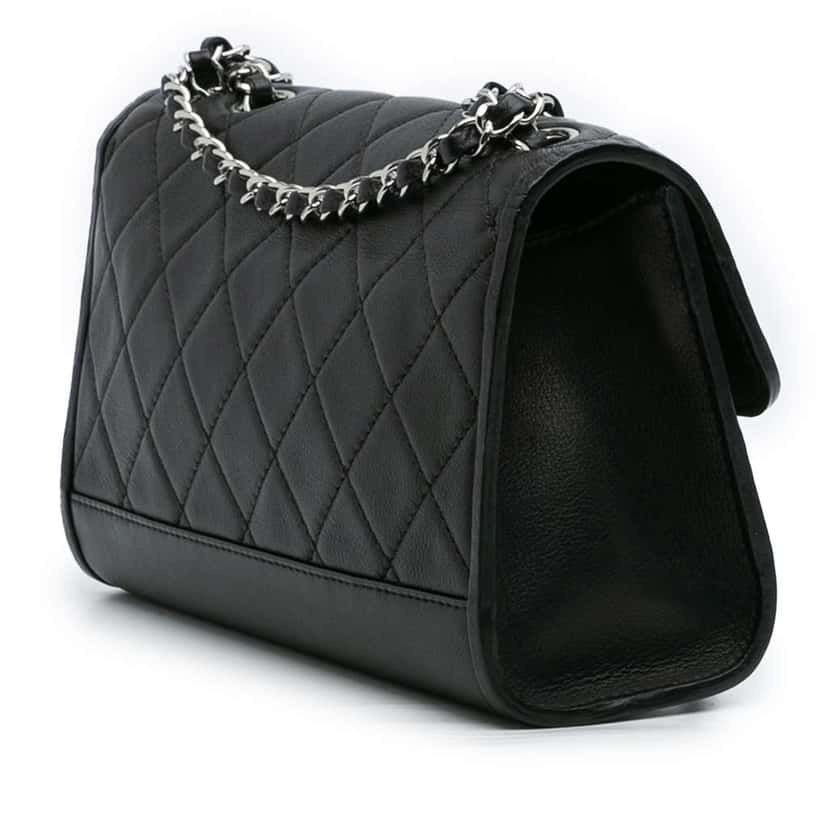 Chanel CC Quilted Lambskin Single Flap Black Leather Good condition - Back View