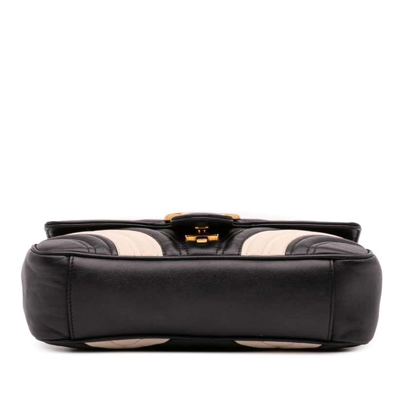 Gucci Medium GG Marmont Bicolor Matelasse Leather Shoulder Bag Black Leather Good condition - Inside View