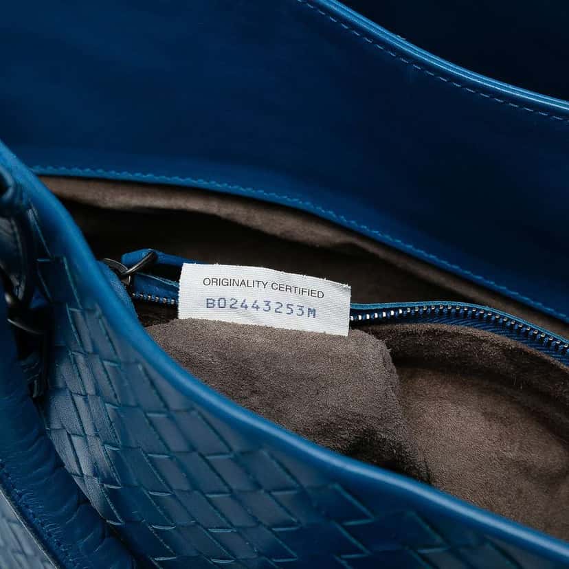 Bottega Veneta Medium Nappa Intrecciato Roma Tote Blue Leather Good condition - Box View