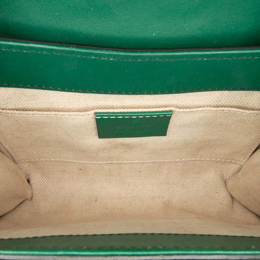 Gucci Mini Guccissima Emily Crossbody Green Leather Good condition - Model View