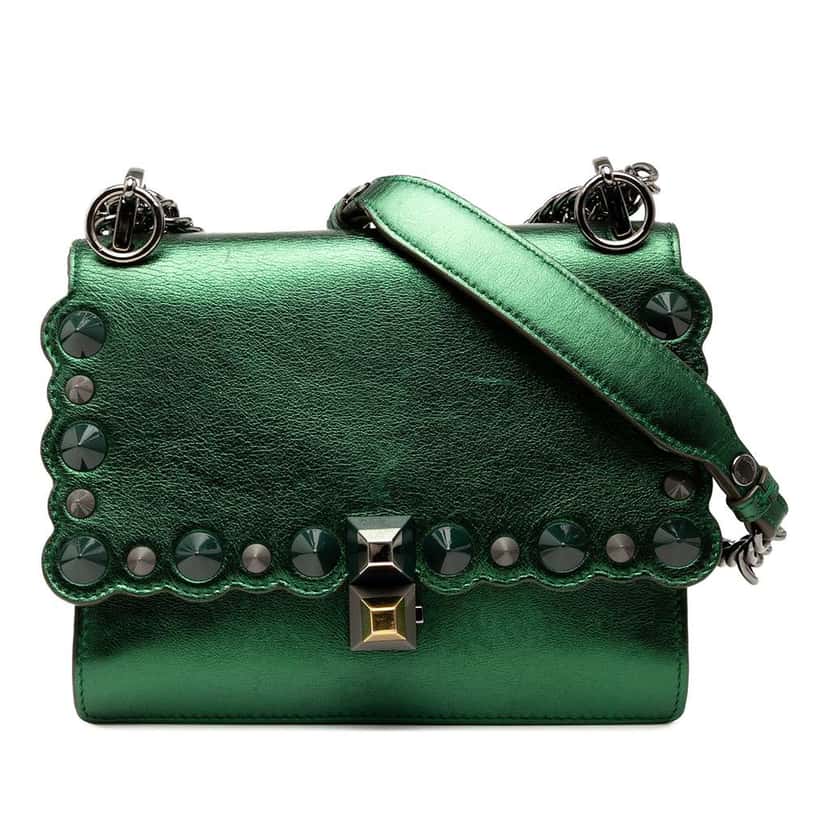 Fendi Small Leather Scalloped Kan I Crossbody Green Leather Very good condition - Front View