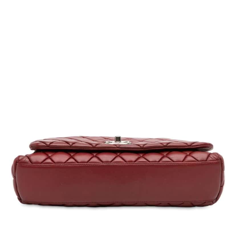 Chanel Large Quilted Lambskin New Bubble Flap Red Leather Good condition - Inside View