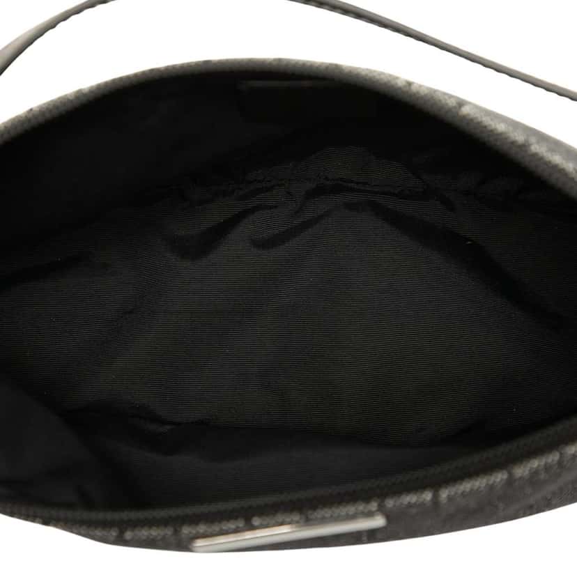 Gucci GG Denim Boat Grey Denim Good condition - Model View
