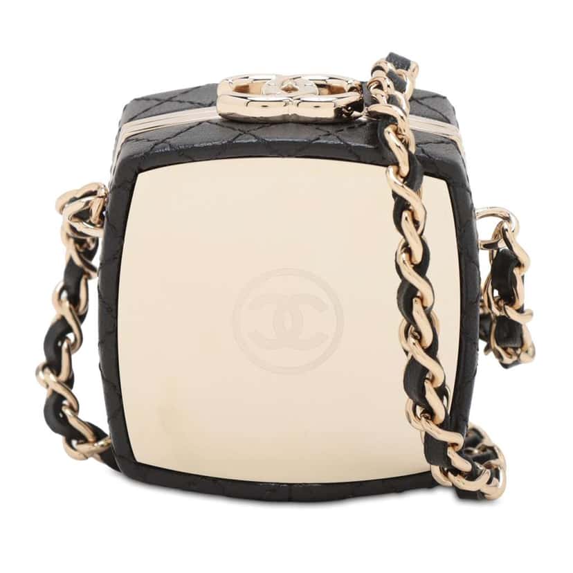 Chanel Quilted Lambskin Make-Up Box Clutch With Chain Black Leather Good condition - Front View