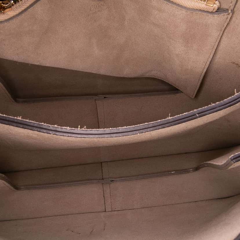 Chloé Medium Calfskin and Suede Faye Crossbody Green Leather Good condition - Model View