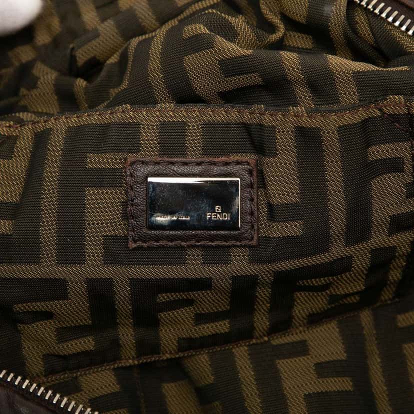Fendi Mini Leather Spy Handbag Brown Leather Good condition - Box View