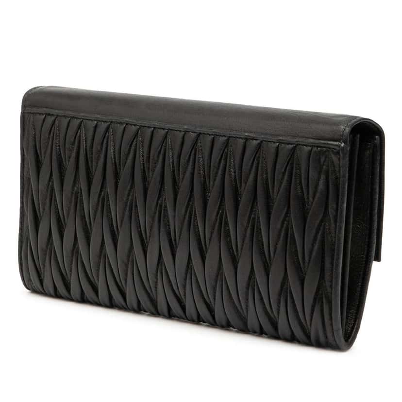 Miu Miu Matelasse Nappa Leather Clutch Black Leather Good condition - Back View
