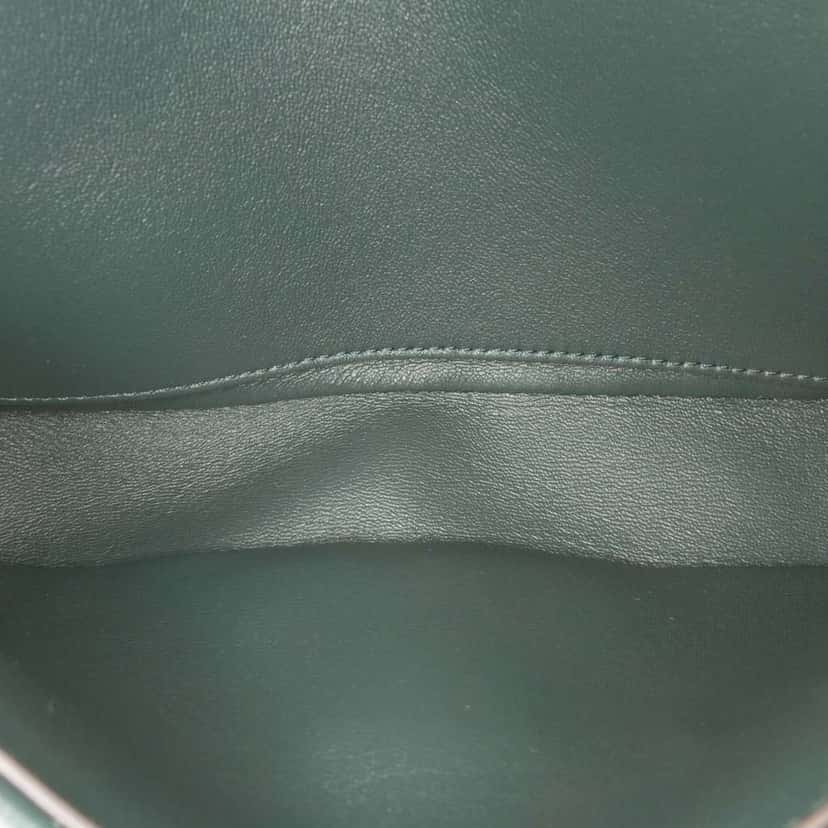 Celine Shearling Triomphe Chain Shoulder Bag White Very good condition - Model View